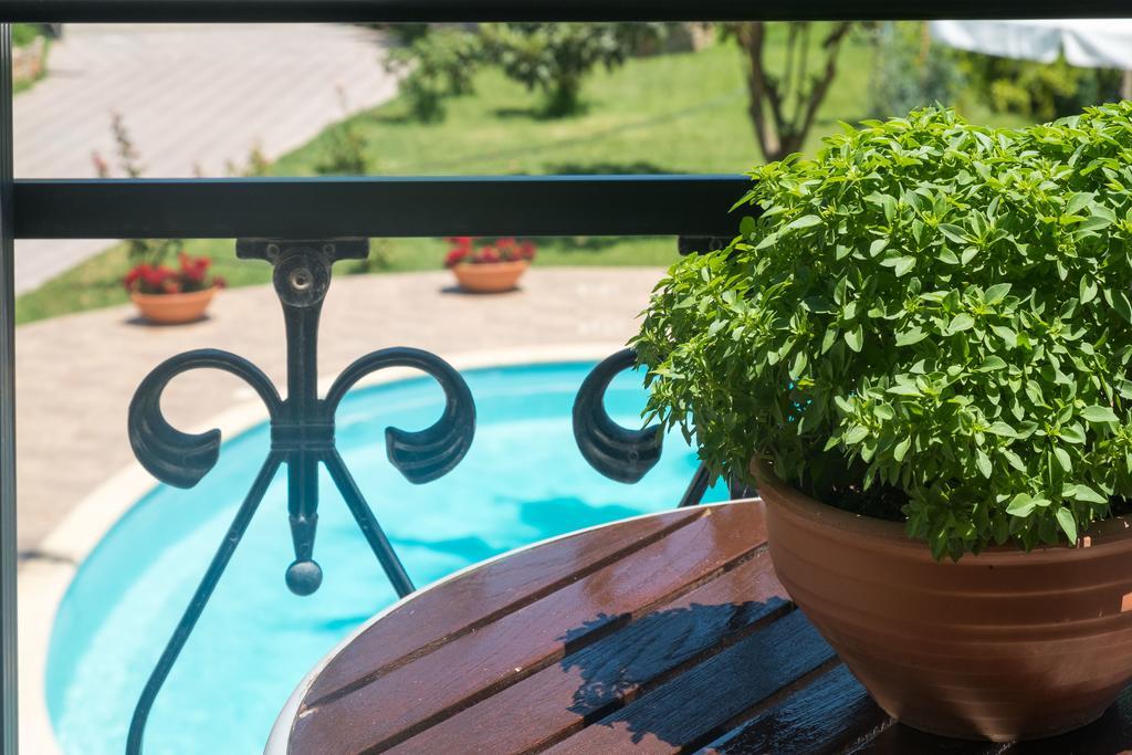 Erodios Villas 1 Gerani  エクステリア 写真